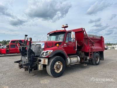 2009 International Workstar 7500 4x2 Autocarro spazzaneve