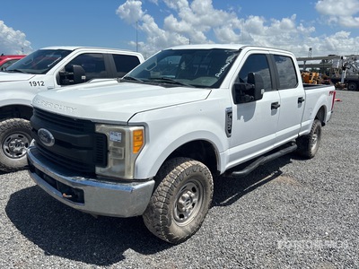 2017 Ford F-250 XL 4x4 Crew Cab Pickup (Inoperable)