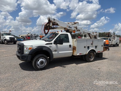 2010 Altec AT37-G 37.5 ft on 2011 Ford F-550 4x4 Bucket Truck