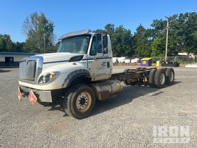 2013 International 7600 6x4 الكابينة والهيكل