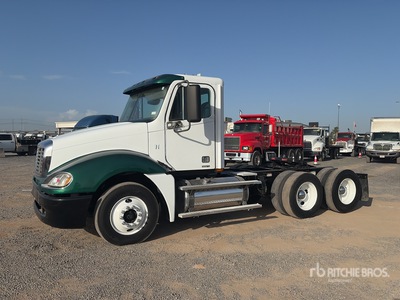 2009 Freightliner Columbia 120 6x4 تراكتور شاحنة نهارية (ثنائية المحور)