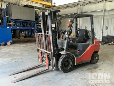 2019 Toyota 8FGU25 4500 lb Pneumatic Tire Forklift