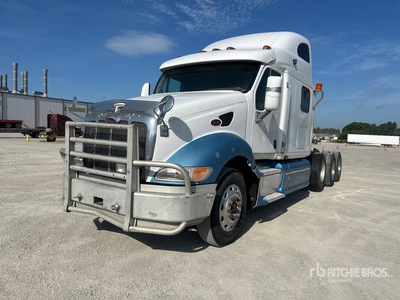 2003 Peterbilt 387 8x4 Tri/A Sleeper Truck Tractor