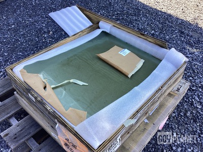 (3) Entwistle 8909-700-143 Vehicular Windows