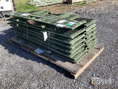 (16) 11611612 Vehicle Body Side Racks