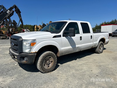 2012 Ford F-250 XL 4x4 Crew Cab Pickup