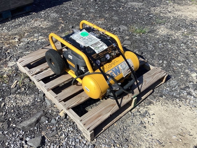 DeWalt D55146 Air Compressor