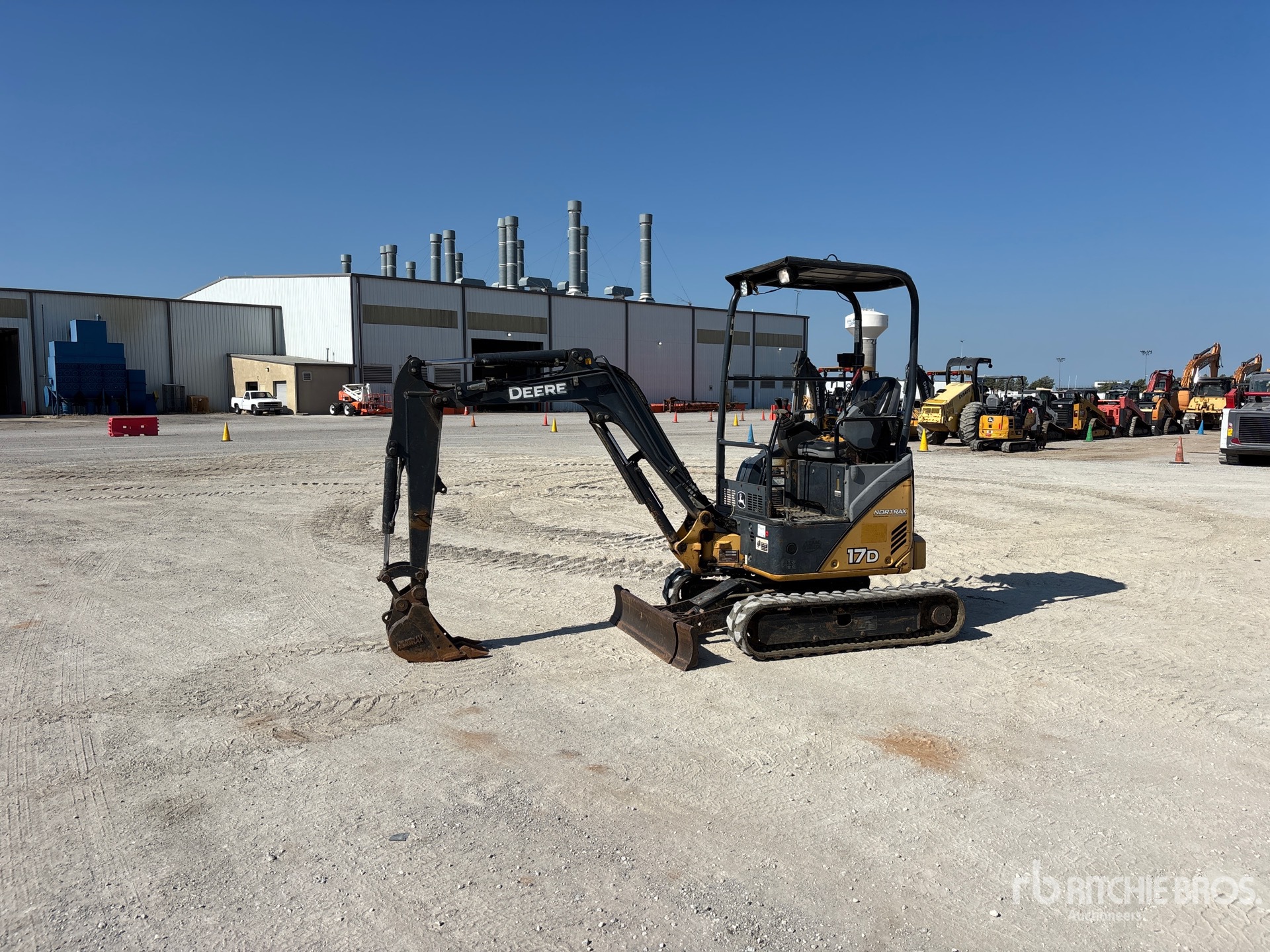 2014 John Deere 17D Mini Excavator