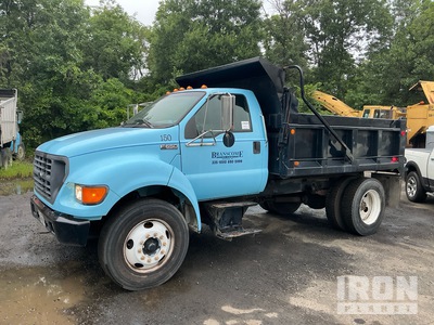 2000 Ford F-650 XL 4x2 Dump Truck