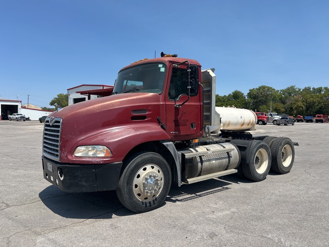 2005 Mack CXN613 6x4 T/A Day Cab Truck Tractor