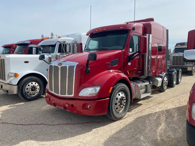 2016 Peterbilt 579 8x4 Tri/A Sleeper Truck Tractor