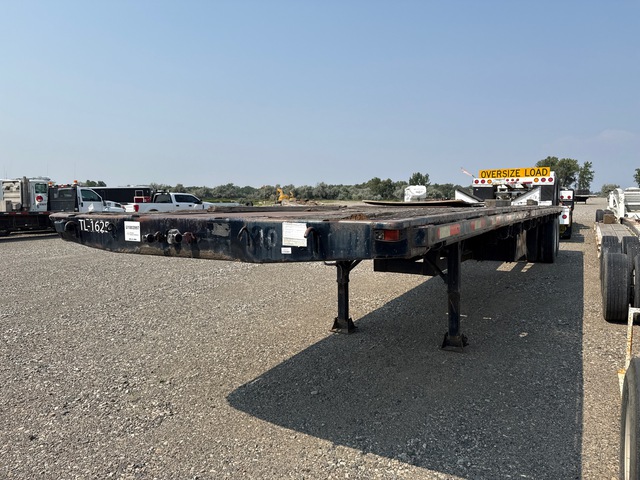 2011 Utility 40 ft T/A Flatbed Trailer