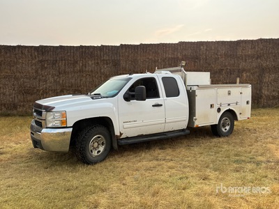 2010 Chevrolet 2500HD 4x4 Extended Cab Service Truck