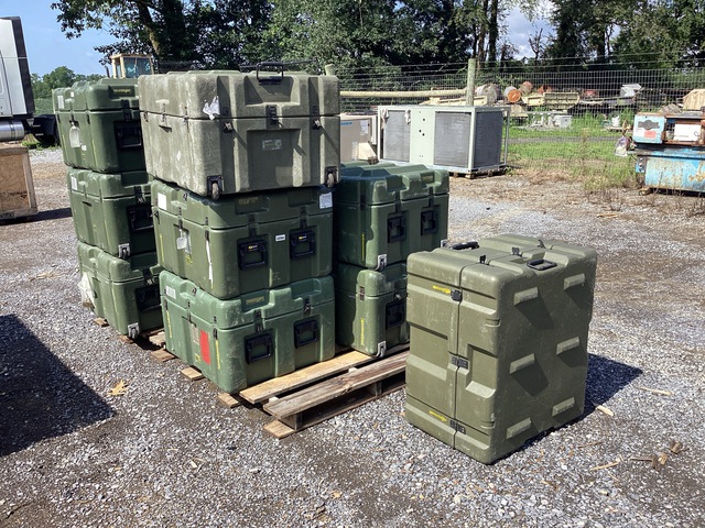 (12) Shipping & Storage Cases (12) Shipping & Storage Cases