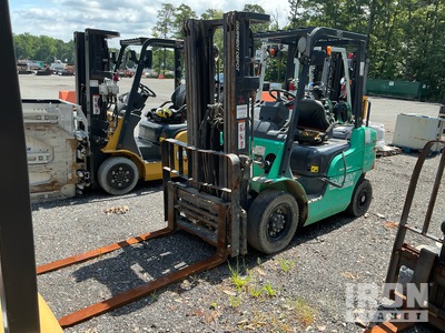 Mitsubishi FG25N5 4650 lb Cushion Tire Carrelli Elevatori