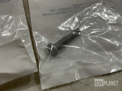 (4,744) BAE Systems 4397013-076 Machine Screws