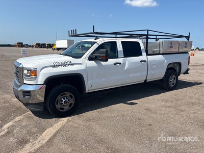 2018 GMC Sierra 2500HD 4x2 Crew Cab Pickup