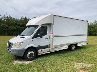 2009 Mercedes-Benz Sprinter 3500 4x2 バン