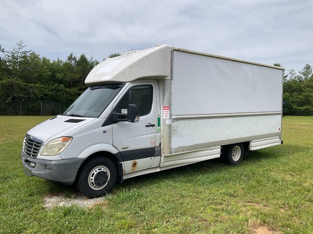 2009 Mercedes-Benz Sprinter 3500 4x2 Cargo Van