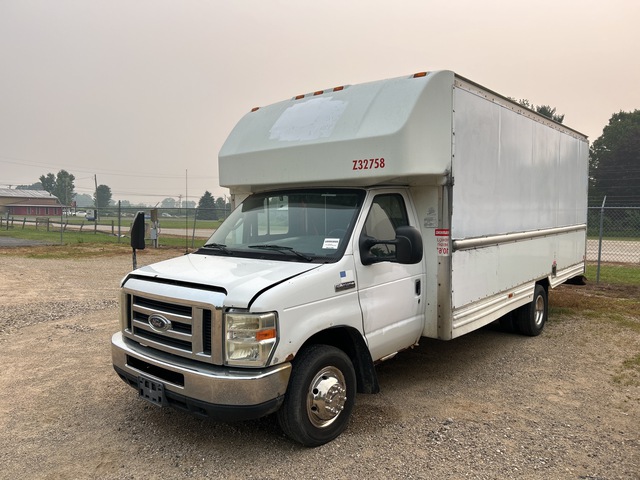 2008 Ford E-350 Step Van