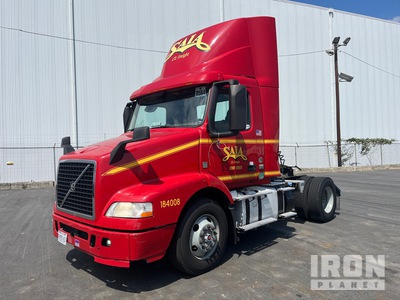 2018 Volvo VNM200 S/A Day Cab Truck Tractor