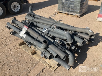 (21) Oshkosh 12600108 Exhaust Pipes