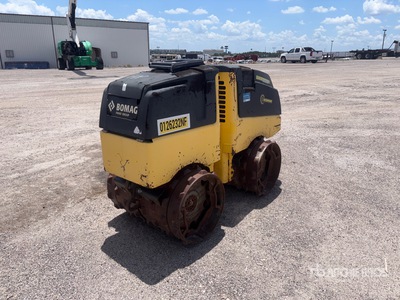 Bomag BMP 8500 Sleuvenverdichter