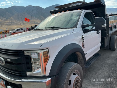 2019 Ford F-550 4x2 Dump Truck