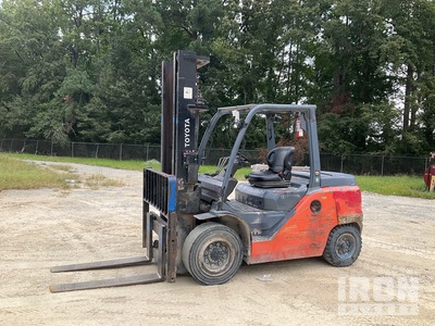 2021 Toyota 8FD45U 9450 lb Forklift