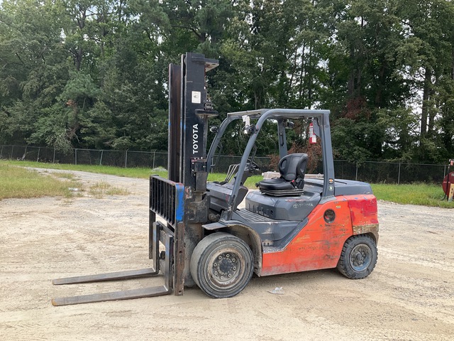 2021 Toyota 8FD45U 9450 lb Forklift