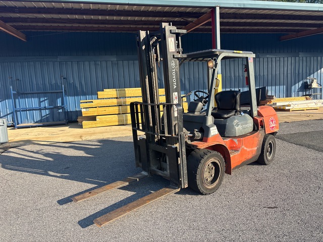 2004 Toyota 7FDU35 Forklift
