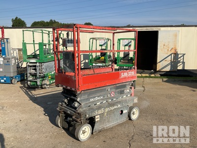 2017 Skyjack SJIII-3219 Electric منصة رفع متحركة