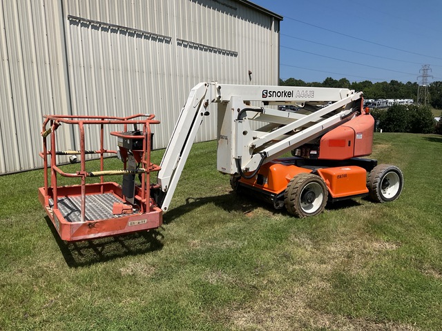 2015 Snorkel A46JE 2WD Electric Articulating Boom Lift 2015 Snorkel A46JE 2WD Electric Articulating Boom Lift