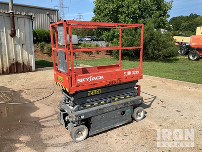 2016 Skyjack SJIII-3219 Electric Scissor Lift