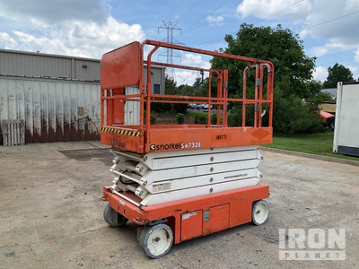2017 Snorkel S4732E Electric Scissor Lift