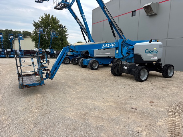 2016 Genie Z-62/40 4WD Dual Fuel Articulating Boom Lift