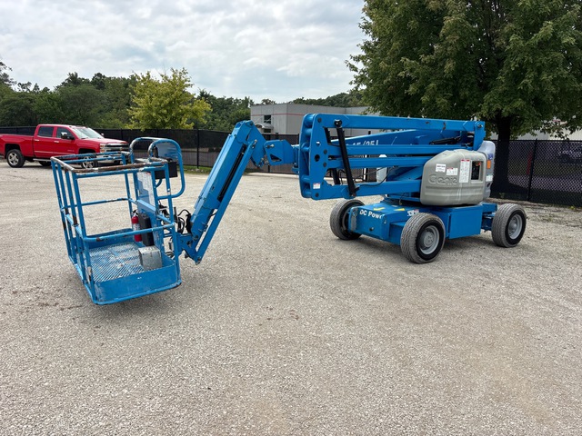 2015 Genie Z-45/25J 2WD Electric Articulating Boom Lift