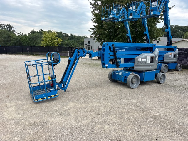 2016 Genie Z-40/23N RJ 2WD Electric Articulating Boom Lift 2016 Genie Z-40/23N RJ 2WD Electric Articulating Boom Lift