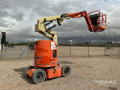 2007 JLG E300 AJP 2WD Electric Articulating Boom Lift