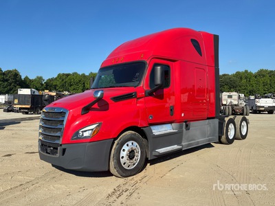 2019 Freightliner Cascadia 126 6x4 T/A Sleeper Truck Tractor