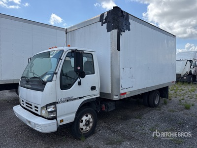 2007 Isuzu NPR 4x2 Furgoneta caja cerrada (Inoperable)