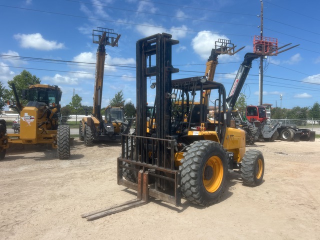 2018 JCB 930-2 6000 lb 4x2 Rough Terrain Forklift 2018 JCB 930-2 6000 lb 4x2 Rough Terrain Forklift