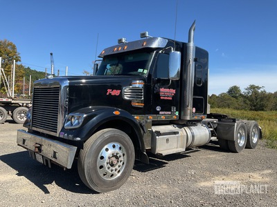 2022 Freightliner 122SD 6x4 T/A Sleeper Truck Tractor