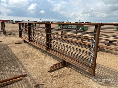 Quantity of (5) 24 ft x 5 ft 4 in Livestock Panel