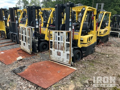 2020 Hyster S60FT 3600 lb Cushion Tire Carrelli Elevatori