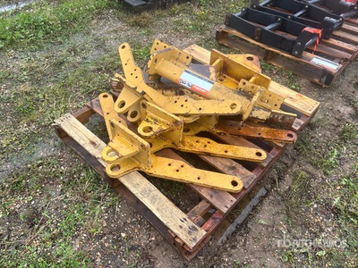 Quantity of Miscellaneous Brackets Pièces divers - Fits Motor Grader