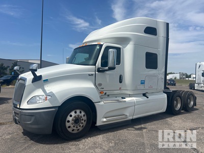2019 International LT625 6x4 Tracteur routier couchette