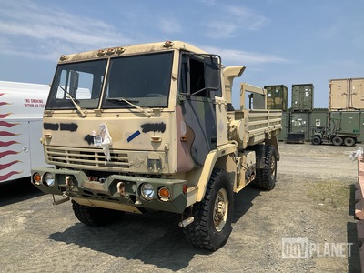 1998 Stewart & Stevenson M1081 LMTV 4x4 Cargo Truck