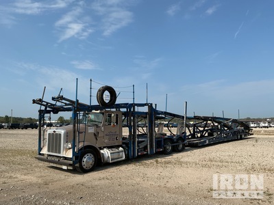2016 Peterbilt 365 Car Carrier Truck