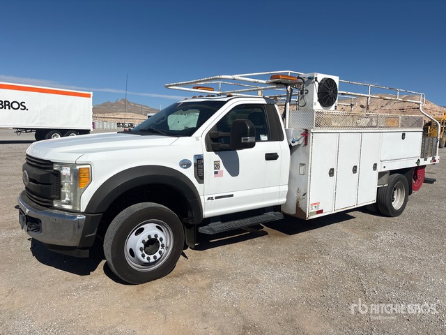 2017 Ford F-550 XL 4x2 Utility Truck